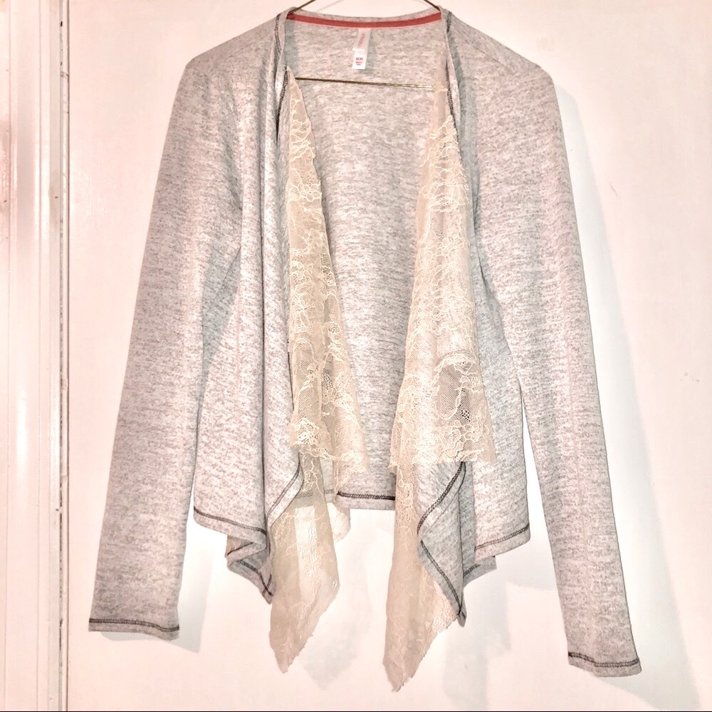 NWOT gray + cream lace trim waterfall cardigan